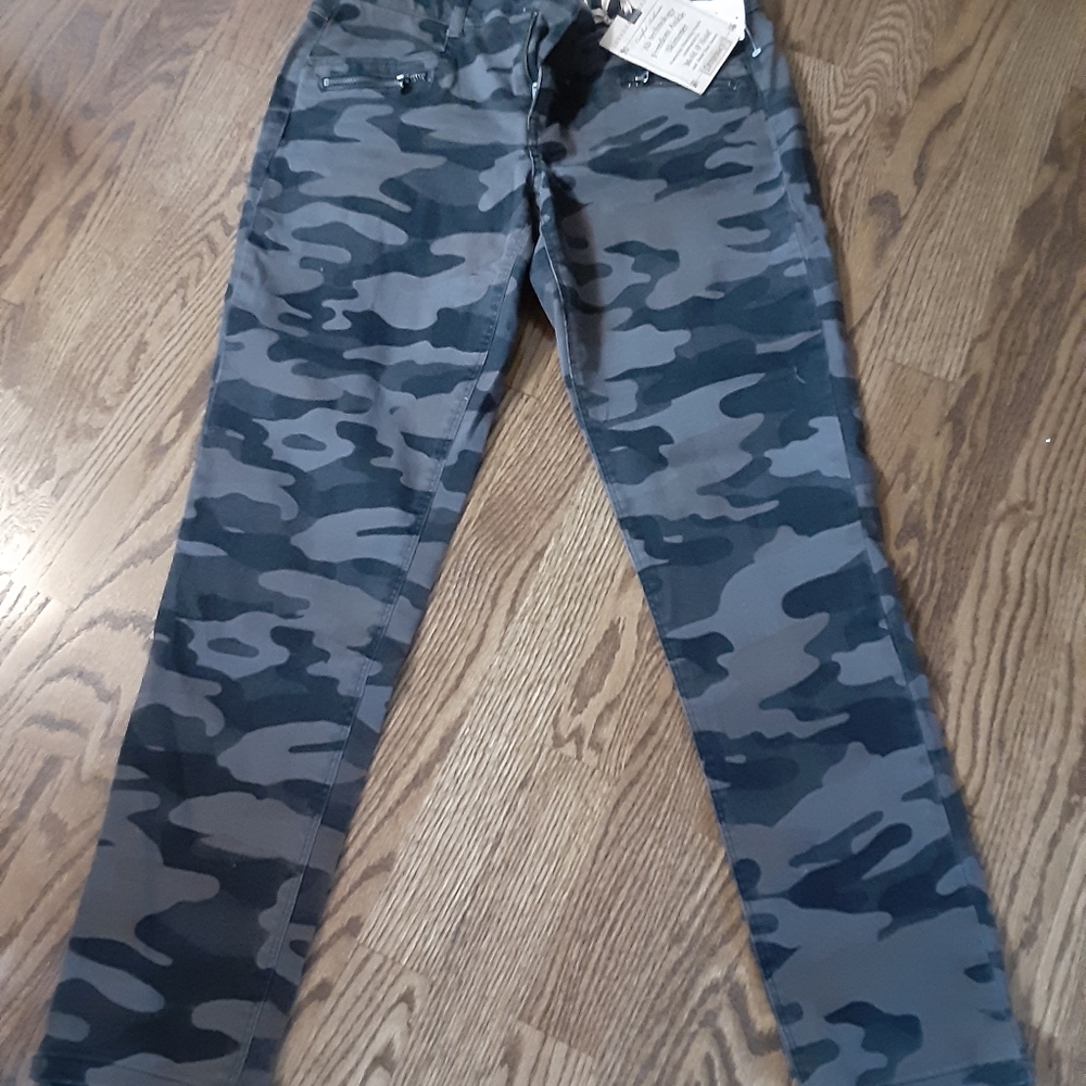 Democracy Ab Solution Camo Jeans